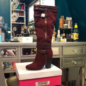 NWT Burgundy Boots size 7